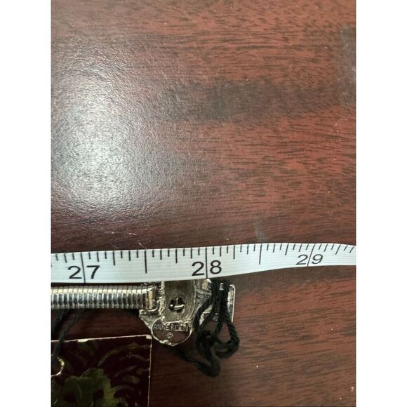 NWT Anne Klein Vintage Silver Stretchy Lion Head Belt